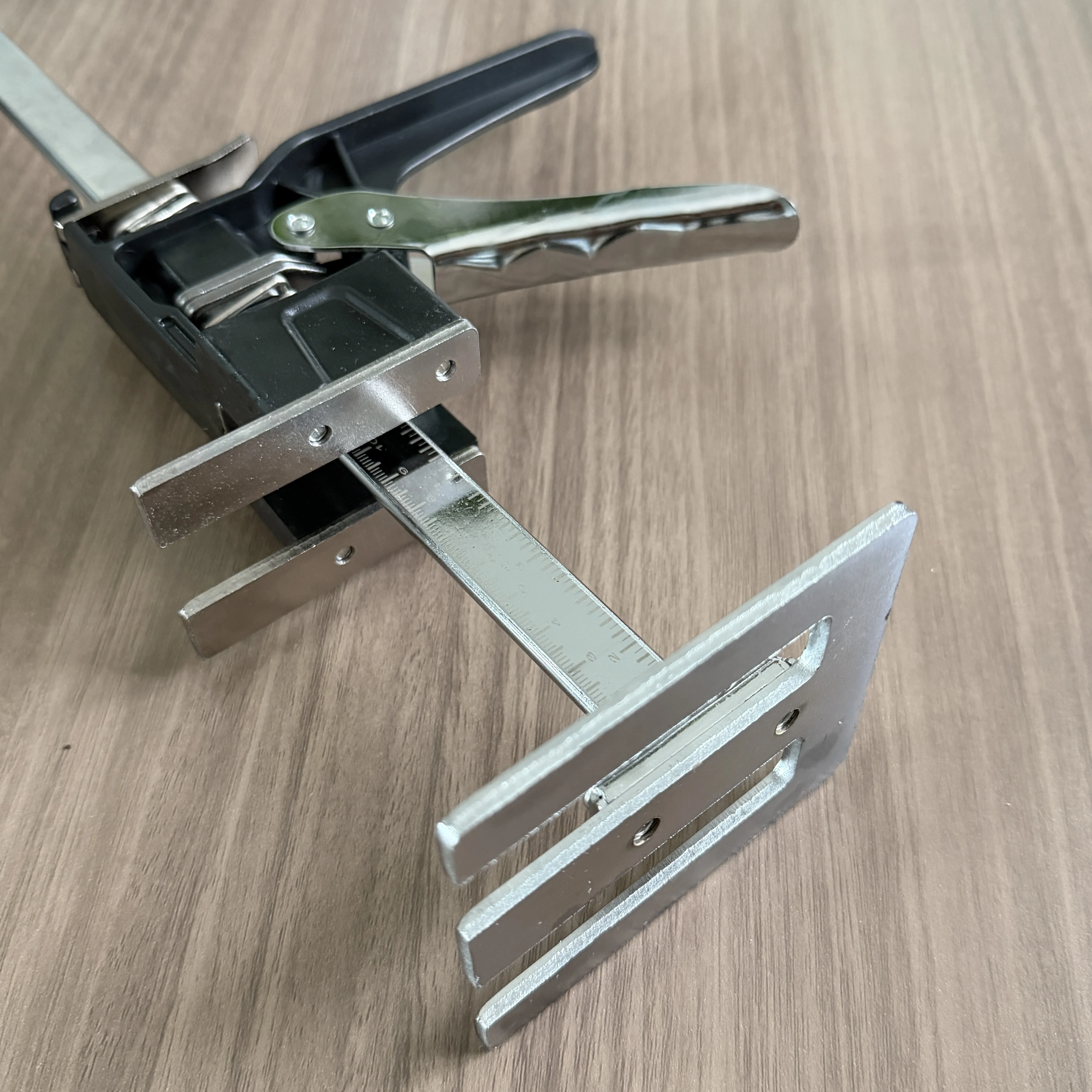Cabinet Board Lifter Labor-Saving Arm Jack Elevator Tools Tile Height Adjuster Hand Lifting Tool Door Panel Drywall Lifting Tool
