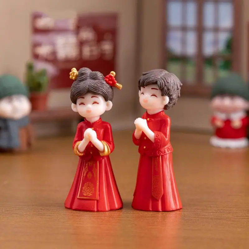 1Pair Cute Chinese Wedding Lovers Ornament Miniature Couple Figurine Fairy Garden Home Decor Wedding Decorations