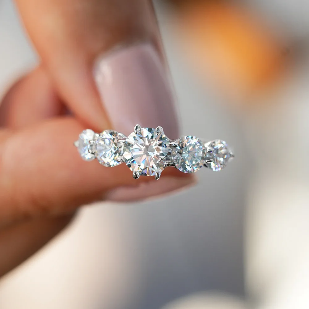 

2.6 Carat Moissanite Ring White Gold Plated S925 Sterling Silver with Wedding Rings for Women