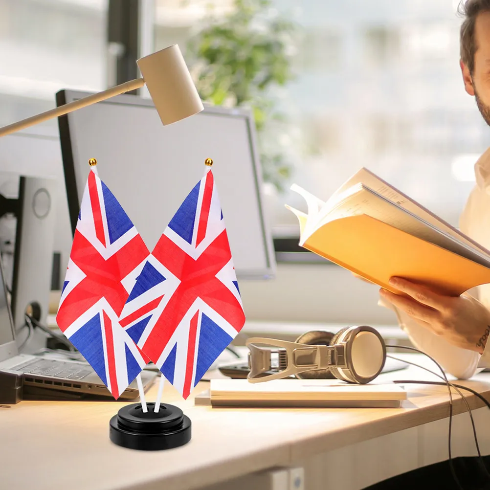 4Pcs Flagpole Base Smooth Mini Flag Holders for Office Outdoor Desk Small Flags Stand Party Decoration Flag Stand