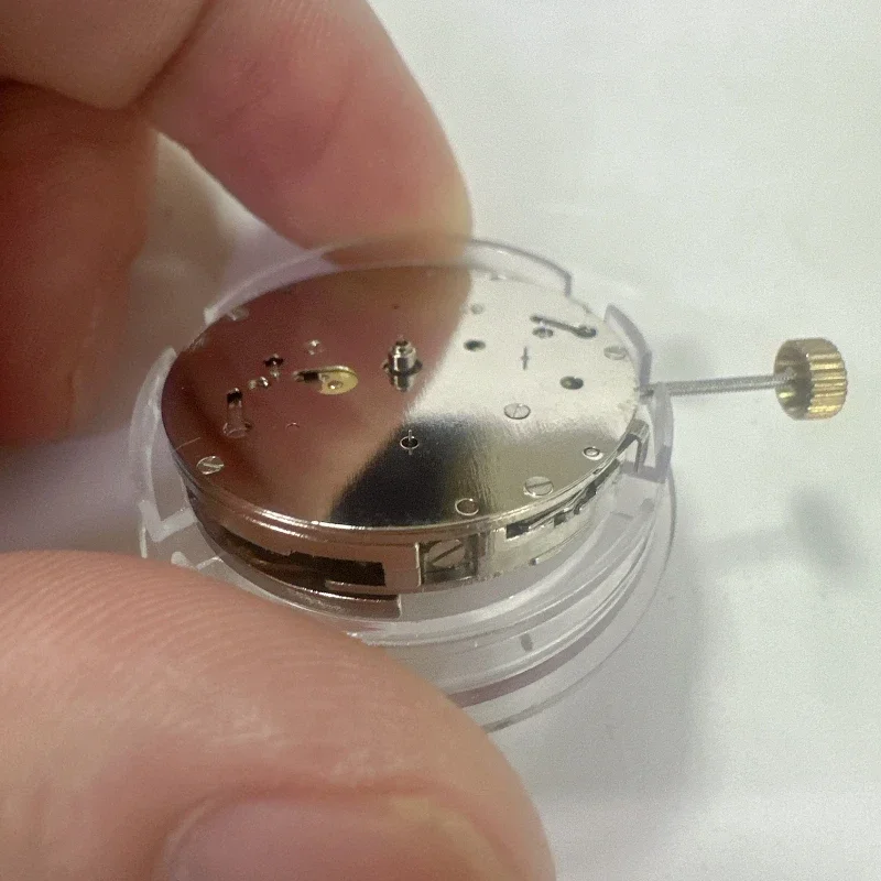 Brand new Dandong calendarless automatic mechanical movement 2813 3.6.9 small seconds small seconds at 6 o'clock