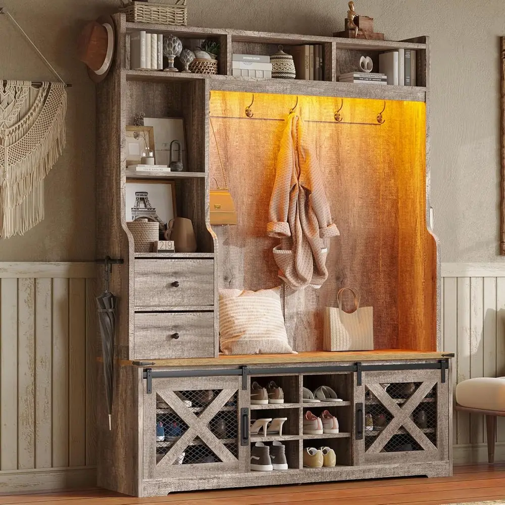 

Многофункциональная тумба-вешалка 7-в-1 для прихожей с сиденьем и обувницей, светодиодная подсветка, 2 ящика, 12 секций для обуви, 7 вешалок для одежды и дверца в стиле амбар.