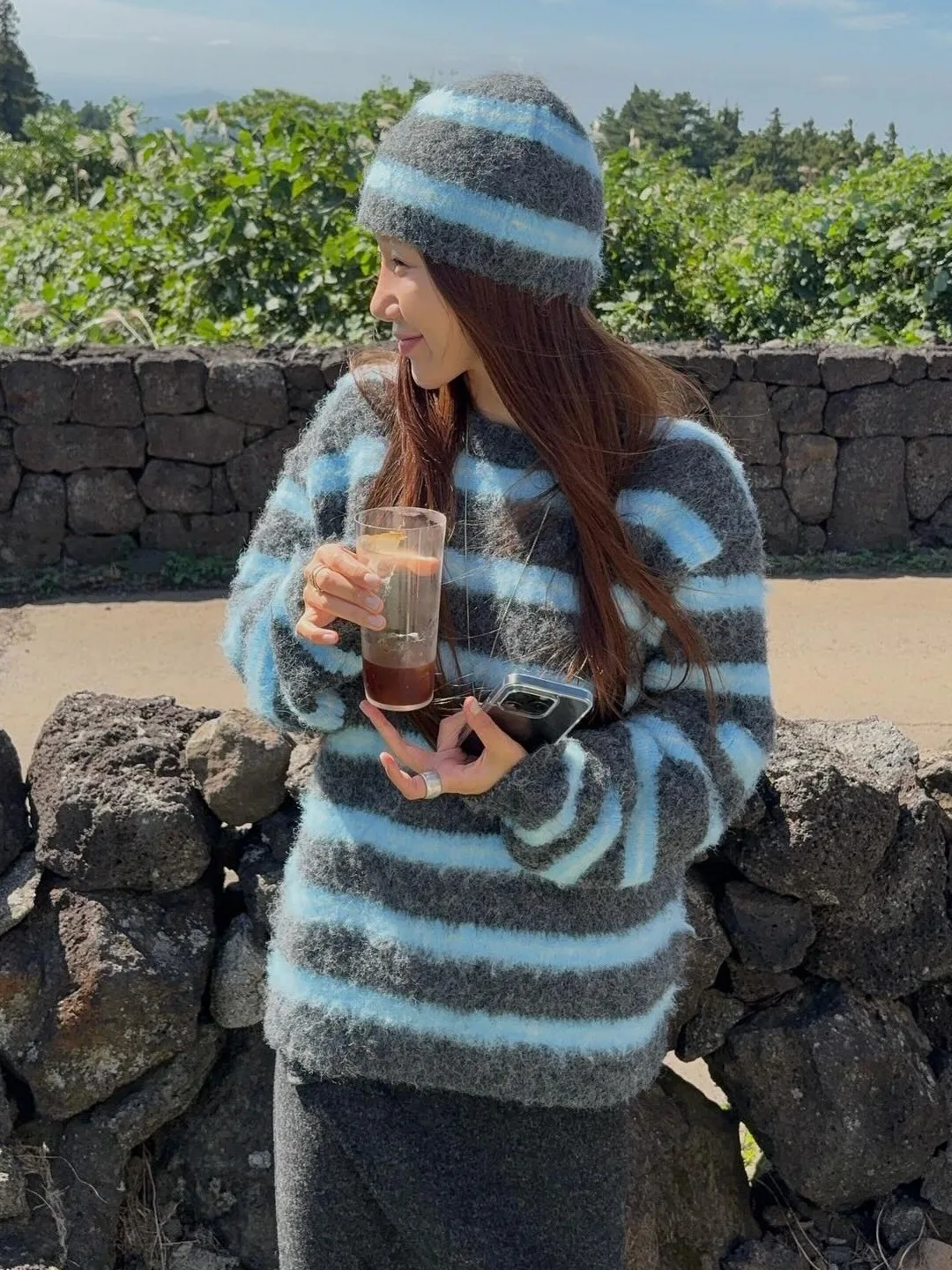 

Korean Sle Loose Long Sve round Ne Women's Knitted Sweater Horizontal Stripe Color Blo Set with Hat Warm And Versatile