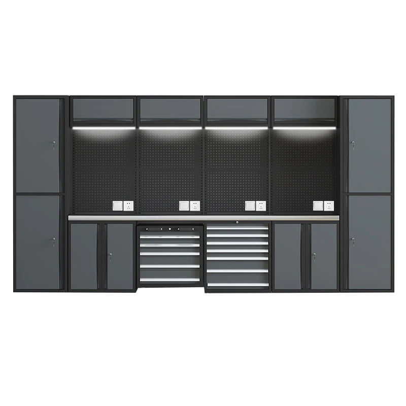 Cassettiere e armadietti per attrezzi resistenti: organizzazione di officine professionali