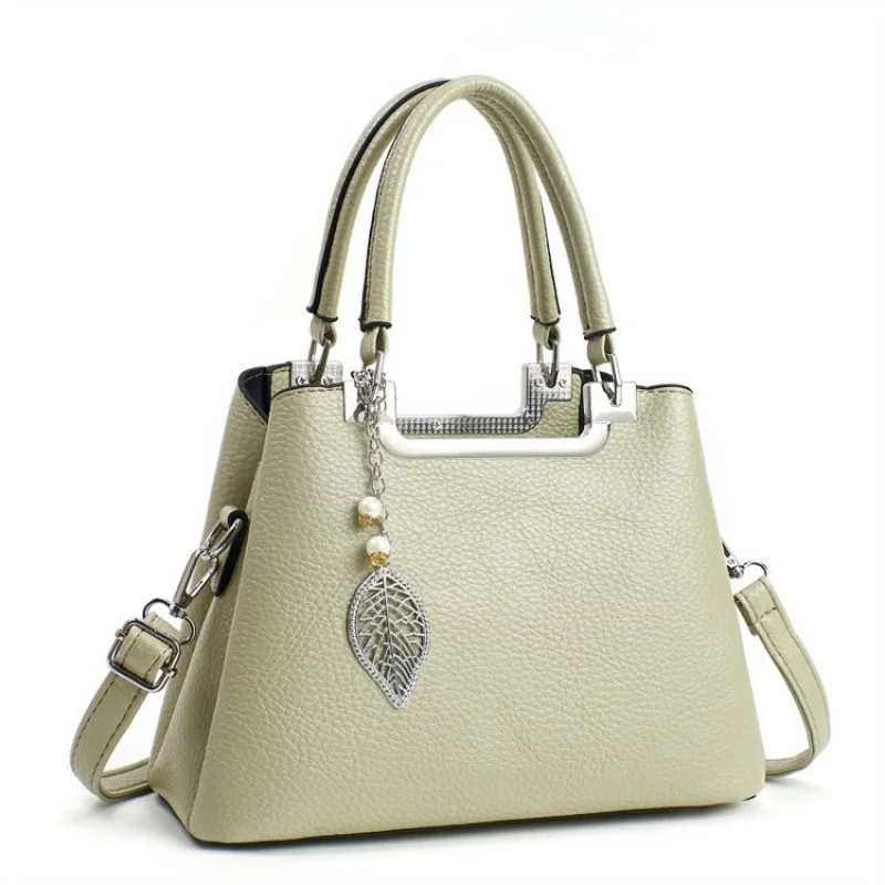

Modern Elegant Bucket Bag For Ladies With Drawstring Closure And Soft Luxurious Leather