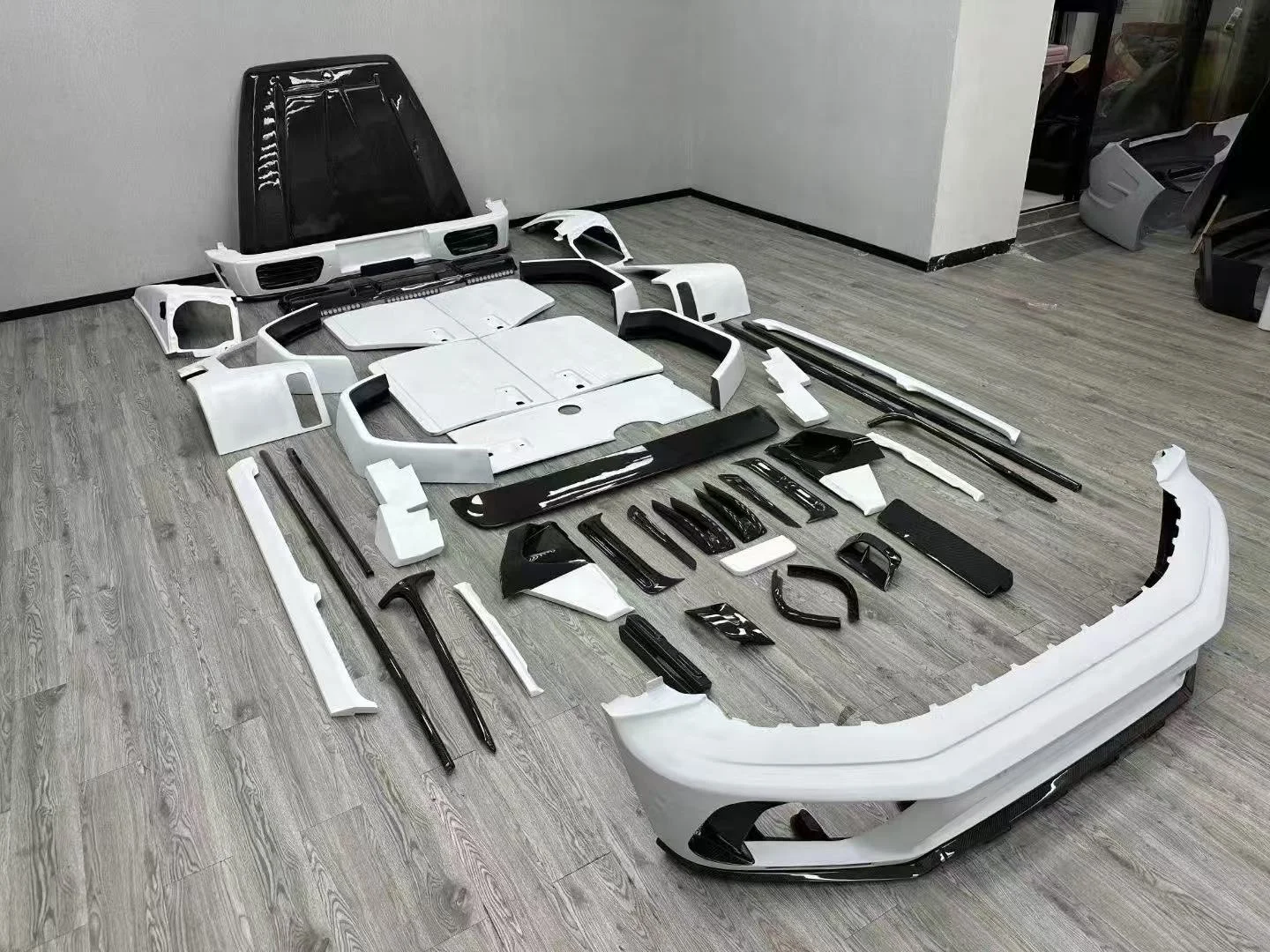 For G500 G63 Carbon…