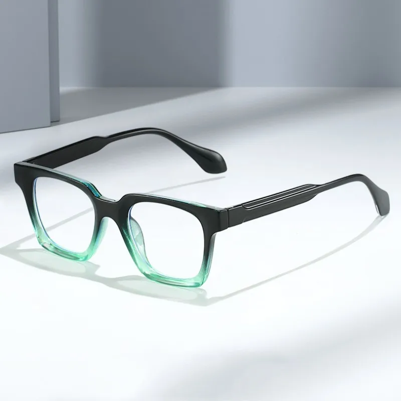 Fashionable and Versatile Square Frame Anti-Blue Light Glasses for Men and Women for Reading and Newspapers