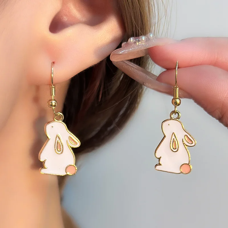 

Cartoon Cute Rabbit Earrings Easter Egg Carrot Ear Studs Fashionable Accessories for Girls Holiday Gifts with Adorable Charm