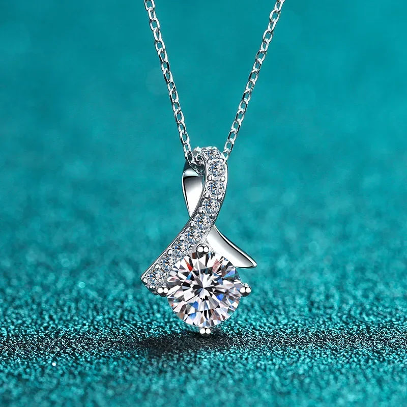 Fish Tail Diamond Pendant 0.5ct/1ct Moissanite Platinum PT950 Necklace for Women Jewelry Delicate Filigree Work Anniversary Gift