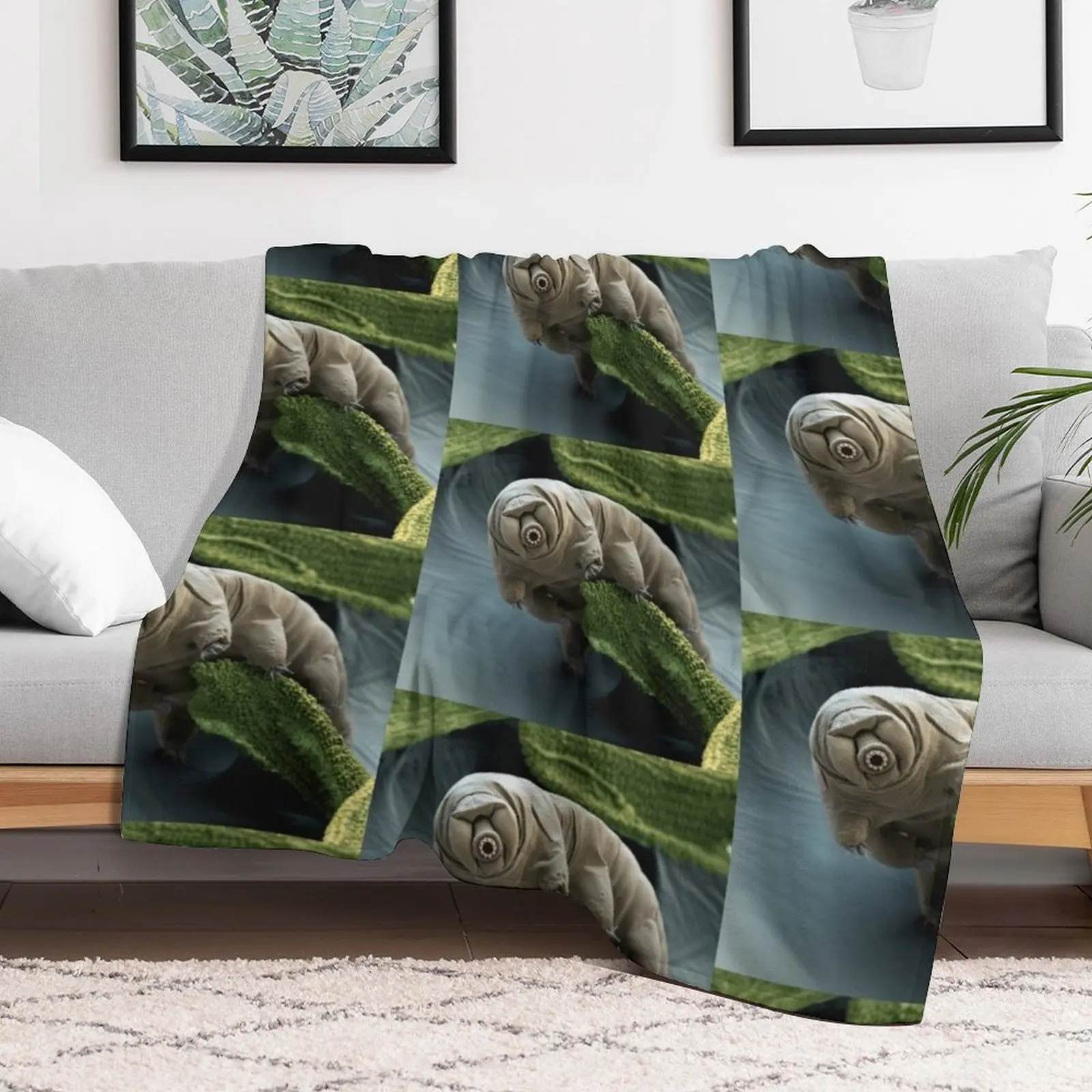 Water Bear or Tardigrade Under the Microscope Throw Blanket Cute Plaid Tourist Thermals For Travel Blankets