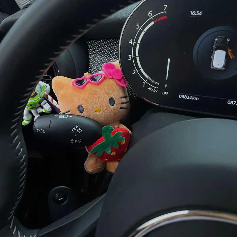 Sanrio Cars Anime Decoration Doll Plush Toy Kuromi Hello Kitty's Cartoon Turn Signal Wiper Switch Ornament Car Accessories Gift