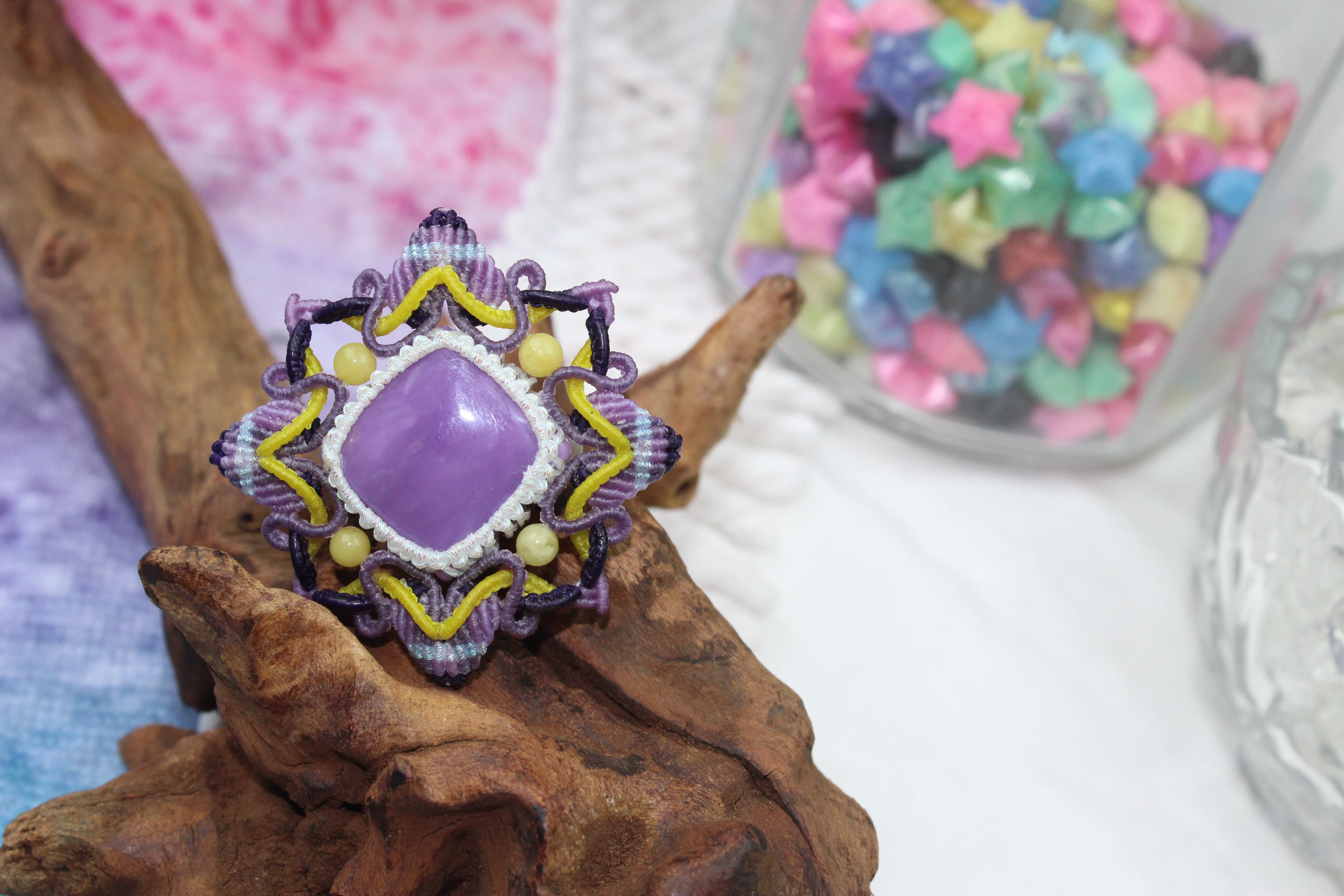 

Макраме, восковой полиэстеровый шнур ручной работы, тканый квадратный фиолетовый слюдяный натуральный камень, брошь в виде листьев гинкго, эксклюзивный индивидуальный дизайн, женский подарок