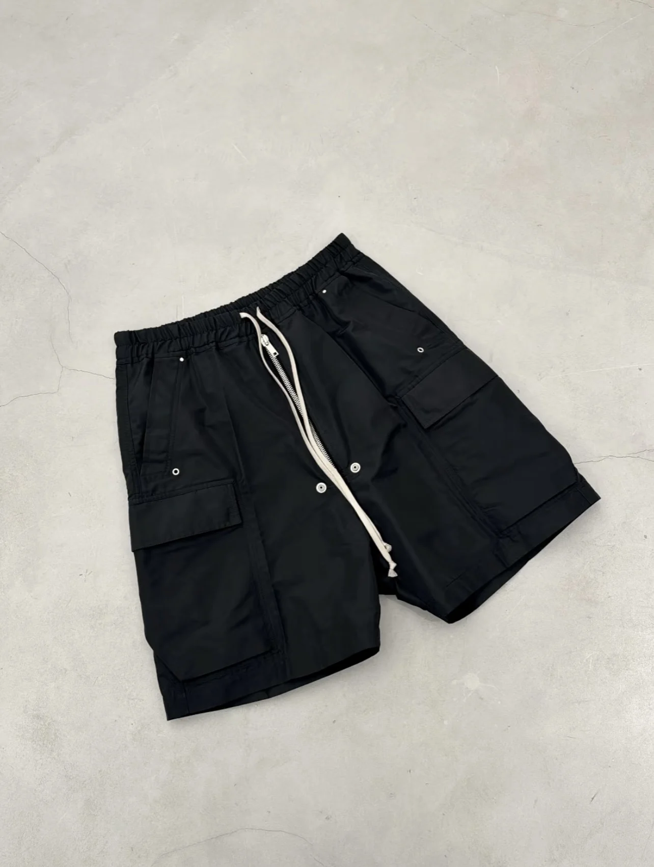 RK style nylon multi pocket workwear drawstring shorts black