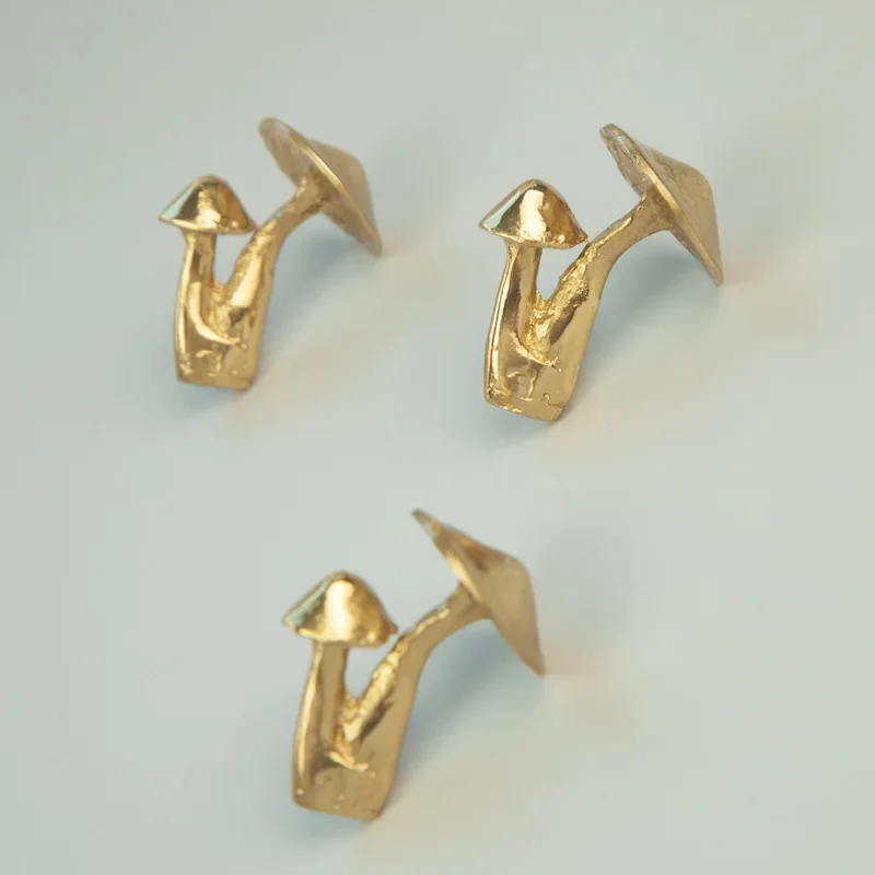 Light Luxury Creative Children's Room Cute Cartoon Mushroom Brass Cabinet Door Cupboard Wardrobe Dresser Door Handle Small Knobs