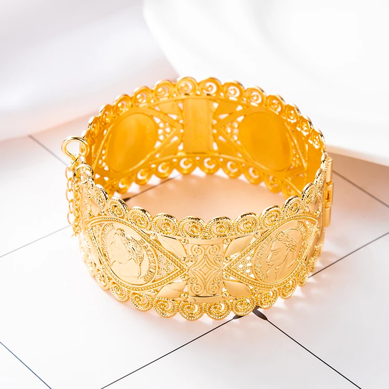 

Vintage Arabic Coin Pattern Golden Bangle Carved Hollow Out Design Ethnic Wedding Bridal Jewelry For Belly Dance Party
