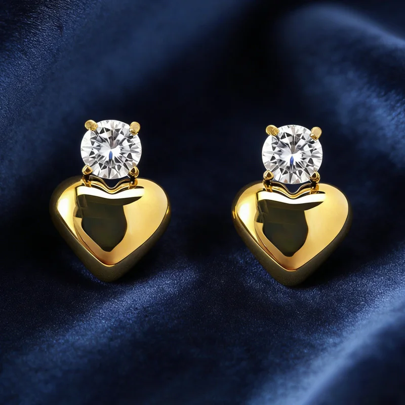 

1pair 0.8 Carat Brilliant Single Synthetic Moissanite Heart-shaped Golden Stud Earrings with A Unique Design.