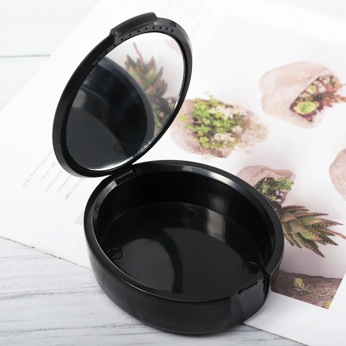 

Футляр для зубных протезов и капп (1 шт.), черный, с защелкой и системой вентиляции, контейнер для хранения