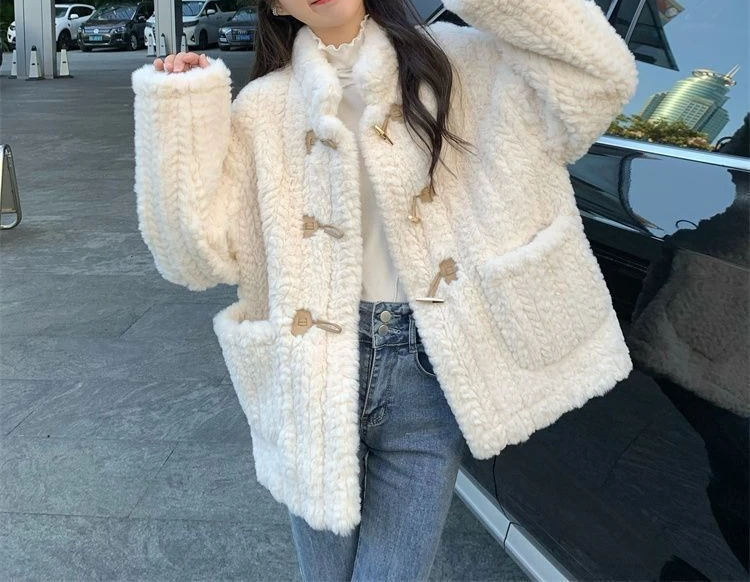 

Fur jacket women's autumn and winter thickened imitation rabbit hair 2025 new high-end horn buckle small cotton clothes