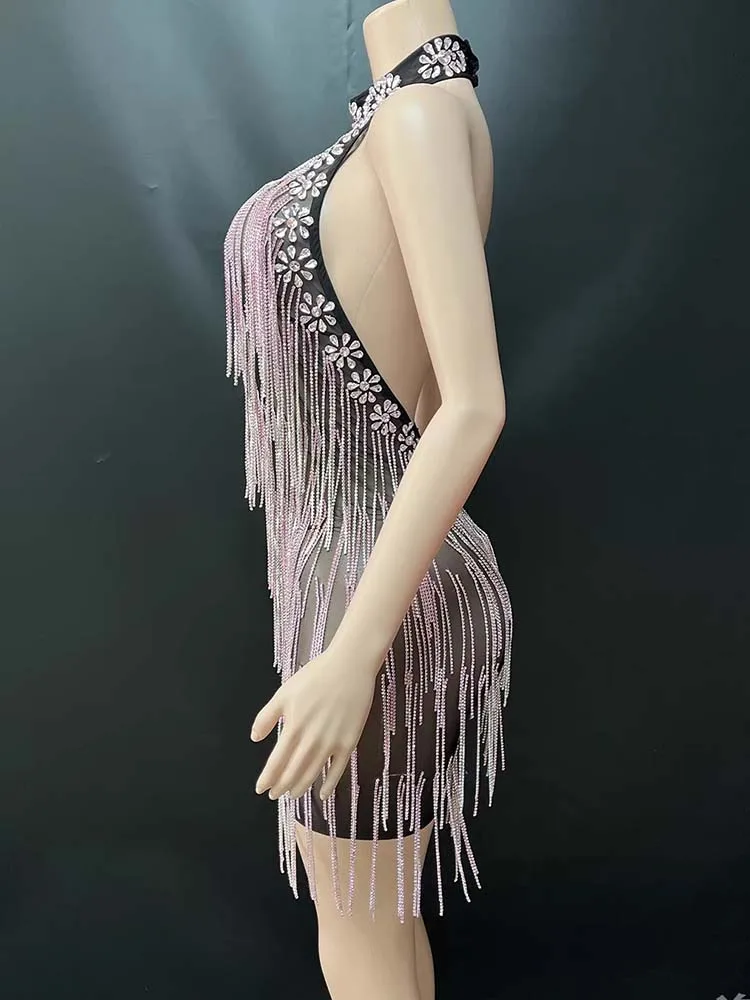 ชุดเดรสตาข่ายเซ็กซี่ประดับพู่ห้อยคอ ปั๊มร้อนคุณภาพสูง แฟชั่นใหม่ปี 2025 เสื้อผ้าผู้หญิงสั่งทำพิเศษ