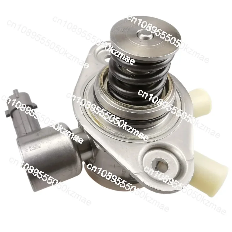 

Suitable for G10 2.0T Engine high pressure fuel pump 10171502 0261520430 30033248