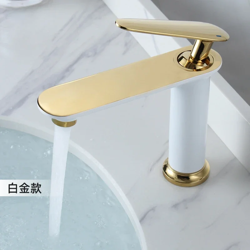 

Nordic Copper Bathroom Bathroom Single Hole Hot and Cold Basin Faucet Household Washbasin Drop-in Sink Black Faucet