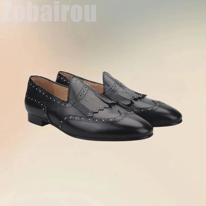 Rivets Tassels Decor Black Carving Design Loafers Fashion Slip On Men Shoes Luxury Handmade Party Banquet Office Men Dress Shoes