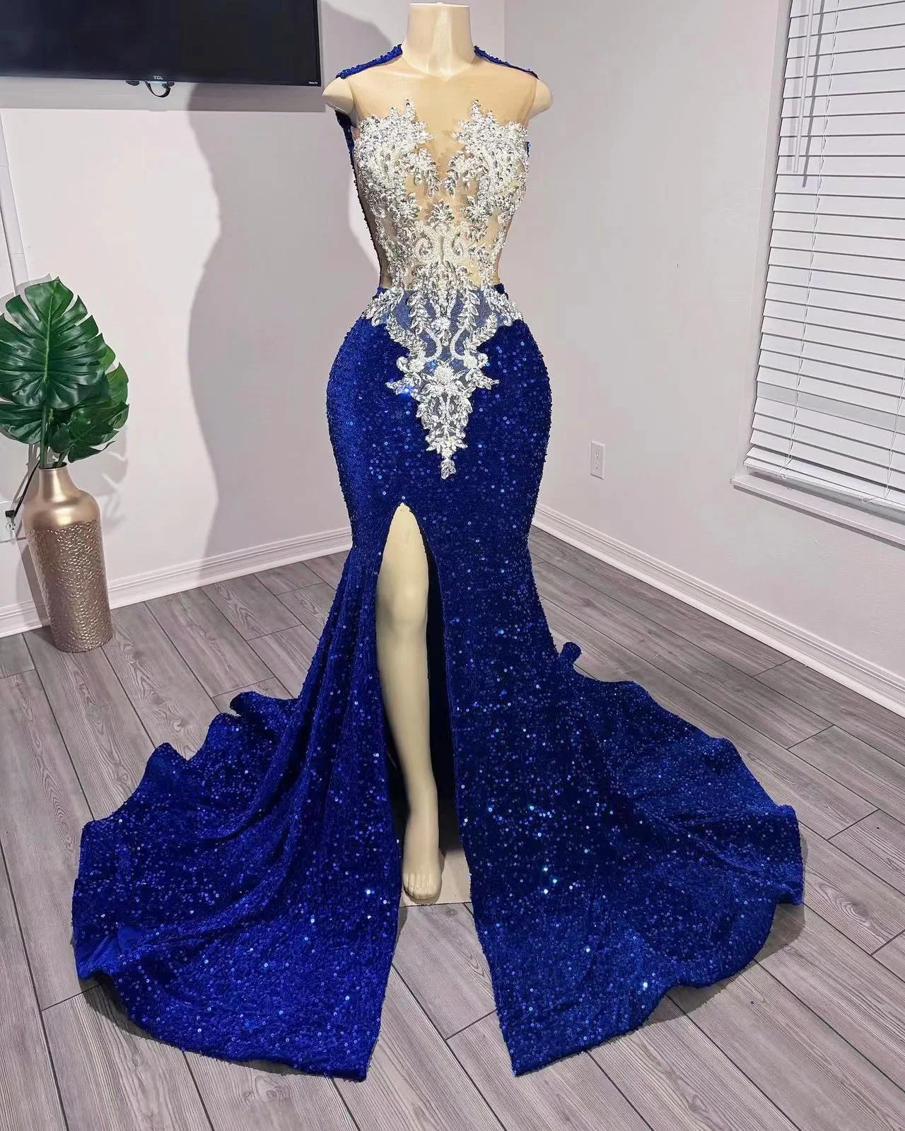 Sparkly Royal Blue Prom Vestidos Longo para As Mulheres 2025 Lantejoula Lace Apliques Cristal Formal Vestidos De Noite Personalizado