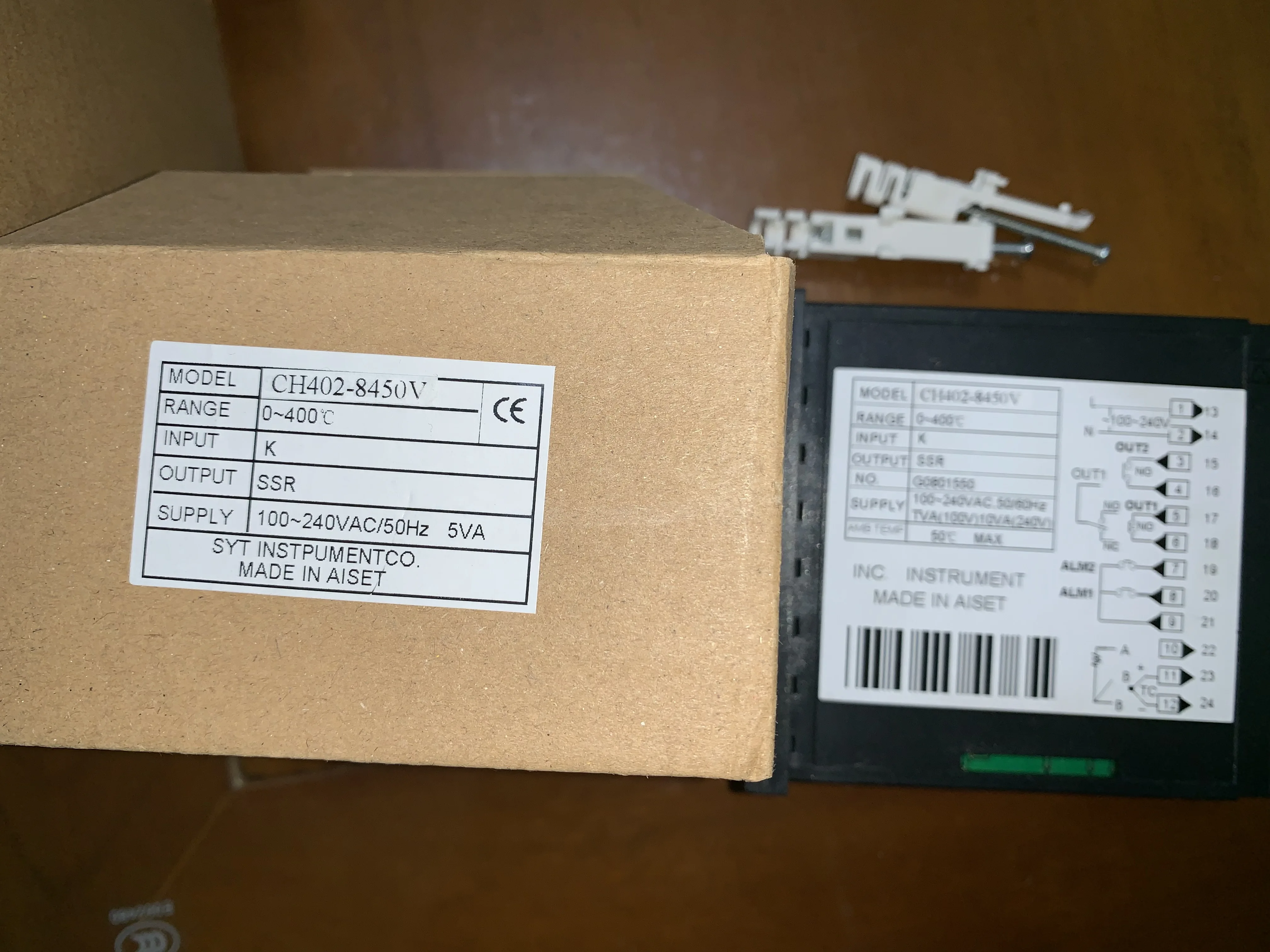 CH402 AISET Genuine Shanghai  SYC CH402 intelligent temperature control CH402-8450V temperature controller new original