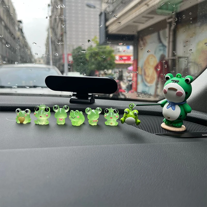 6/7Pcs Lonely Frog Cartoon Auto Center Console Decoration Office Desk Computer Screen Accessories Doll Gift