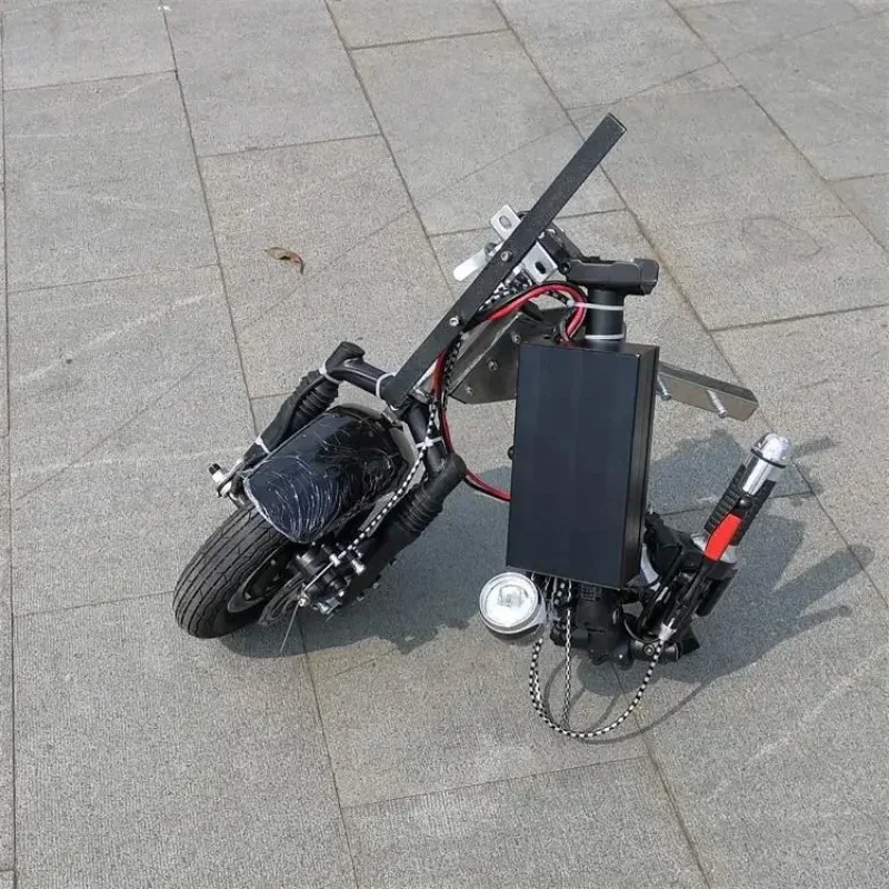 

Модифицированная инвалидная коляска с передним приводом для инвалидов