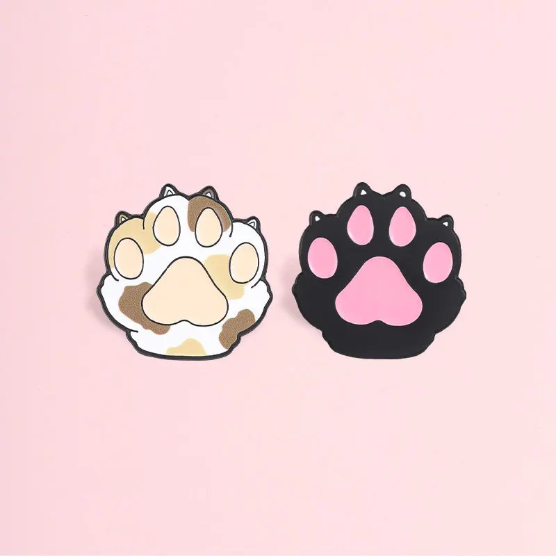 Cute Cartoon Calico Black Cat Paw Brooch Casual Commute Alloy Badges Gift Pins DIY Bag Hat Shoes Clothes Jeans Scarf Decoration