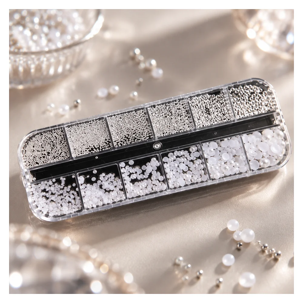 12 Gitter Weiße Halbrunde Perlen Nagelkunst-Dekoration Gemischte Größen Silber Gold Mini Stahlkugel Nieten Strass Nagelzubehör – Detail 5
