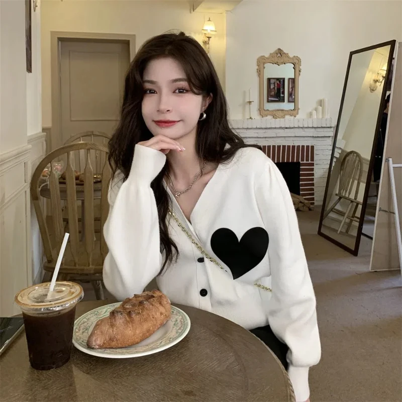 

Свитер Love с v-образным вырезом, кардиган, женский топ, новая корейская версия, ленивая короткая вязаная куртка