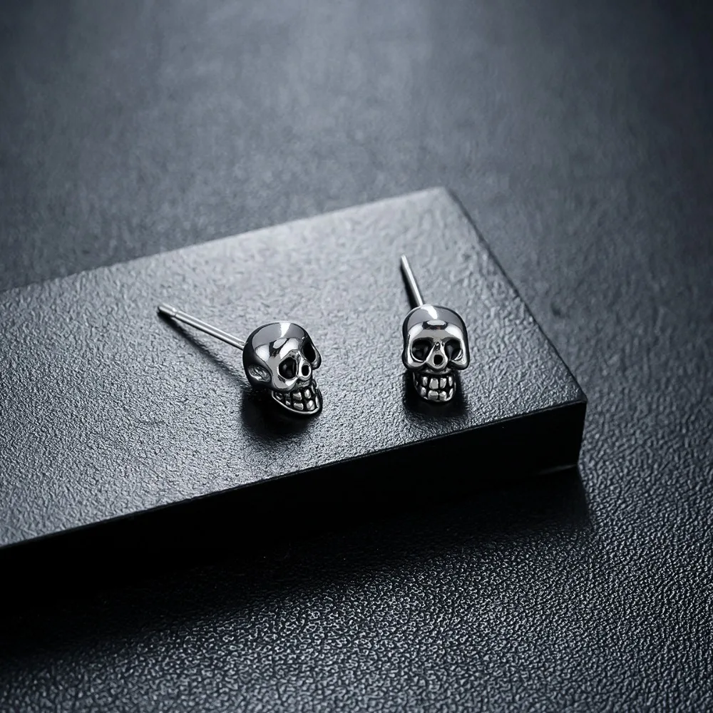 1pair Weathered Skull Earrings for Men - Immortal Legion Warrior Returns Earrings for Women