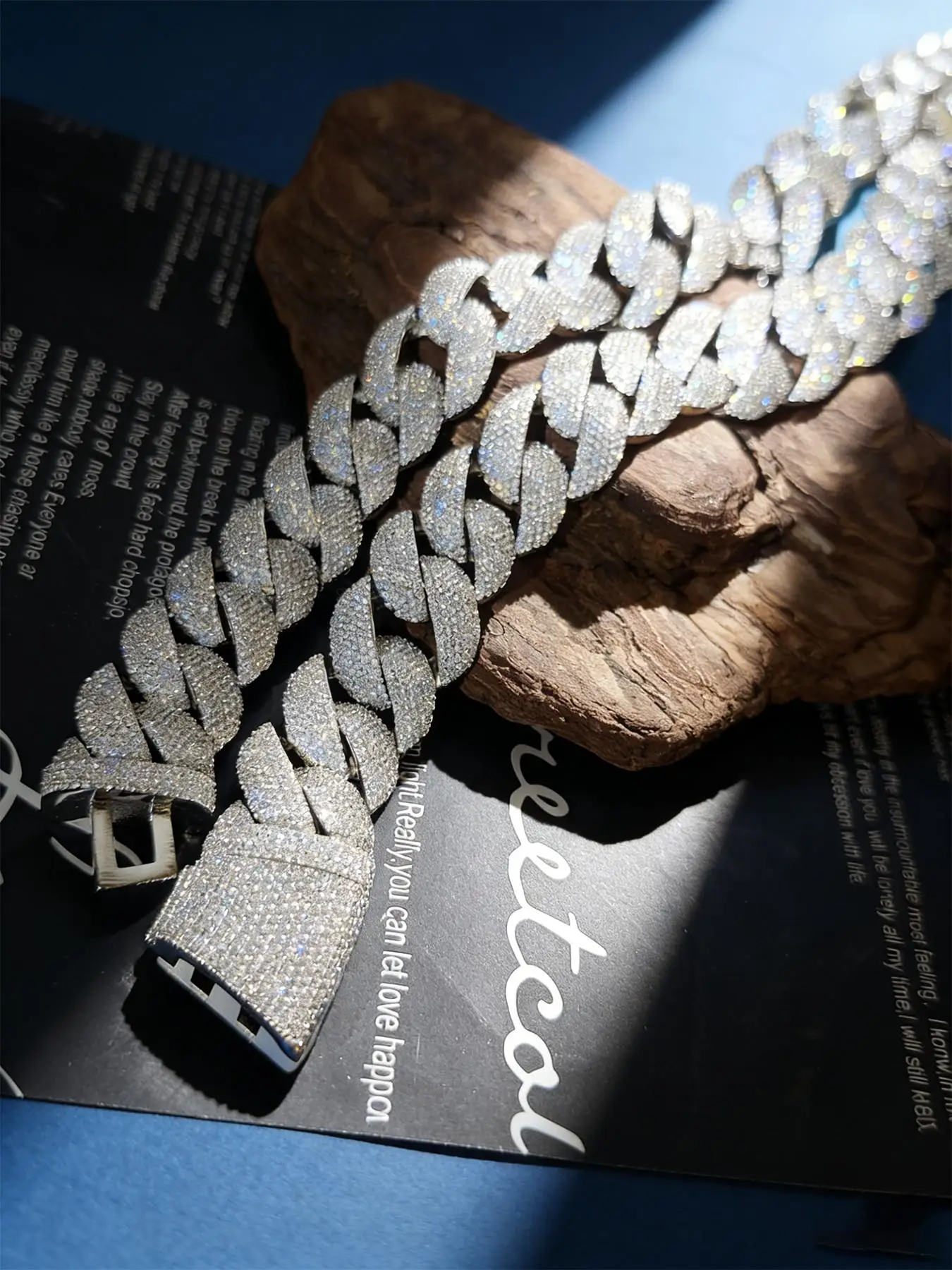 Cooling Bubble Chain 22mm,Hip Hop Miami Cuban Chain Necklace Big Thick Chain,Male and Female Street Rap Chain,Gift Box Packaging