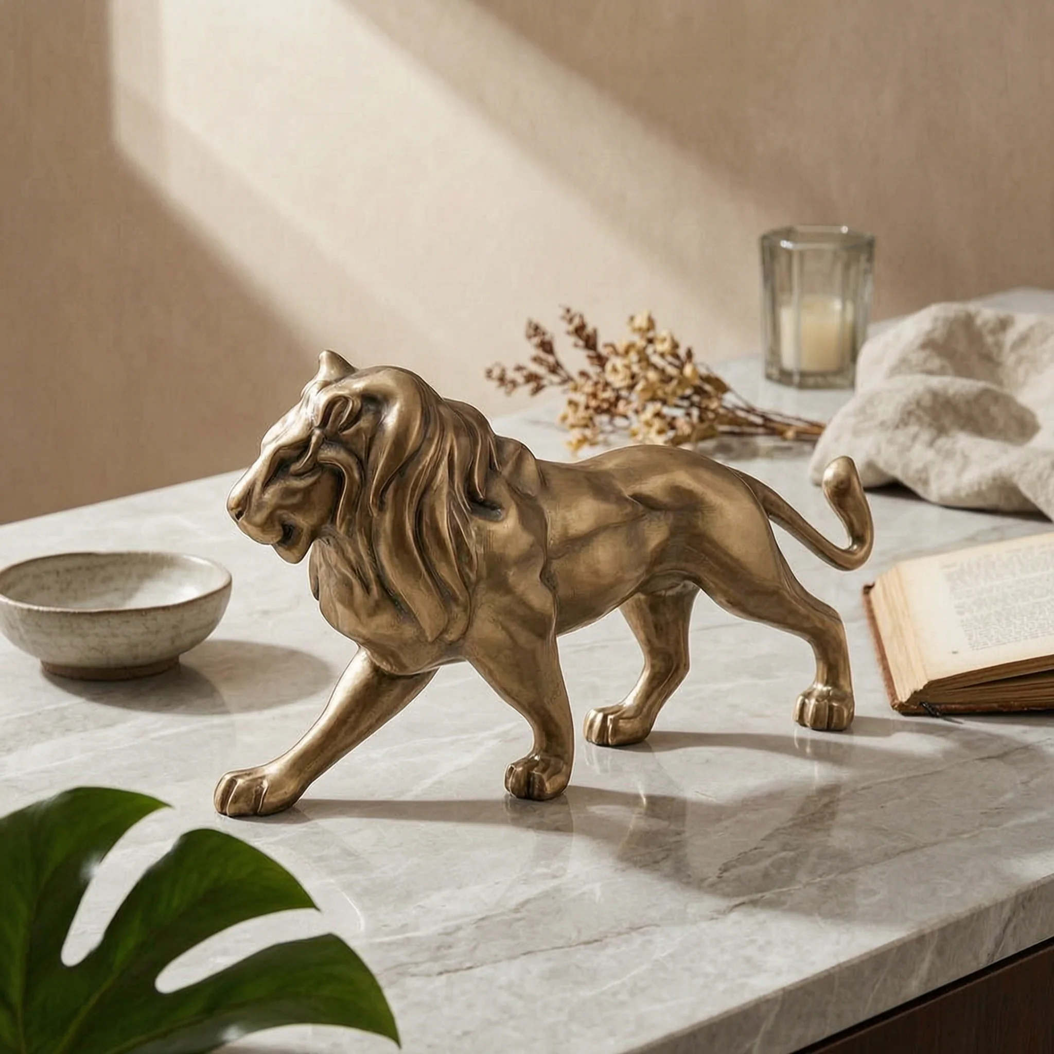 Lion Sculpture with Base Gold Lion Sculpture Black Sculpted for Art Collectors, Office, Entryway