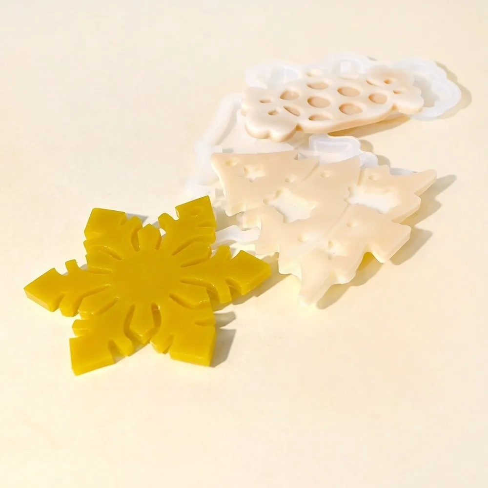 With Hole Christmas Resin Mold 12 Styles Snowflake Silicone Molds Elk Shape Bell Shape Epoxy Resin Mold Home Decoration