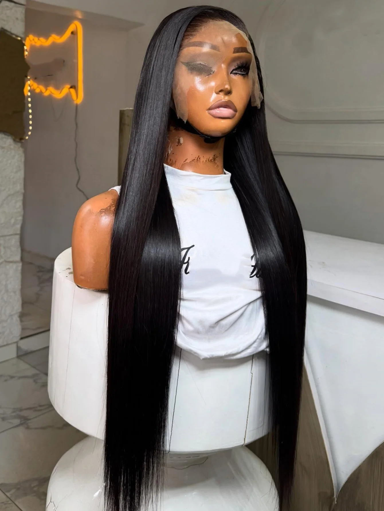 

Натуральные прямые парики из человеческих волос с прозрачной кружевной основой 13x4, 40 дюймов, 200% плотность, натуральный черный цвет, с предварительно выщипанной линией роста волос