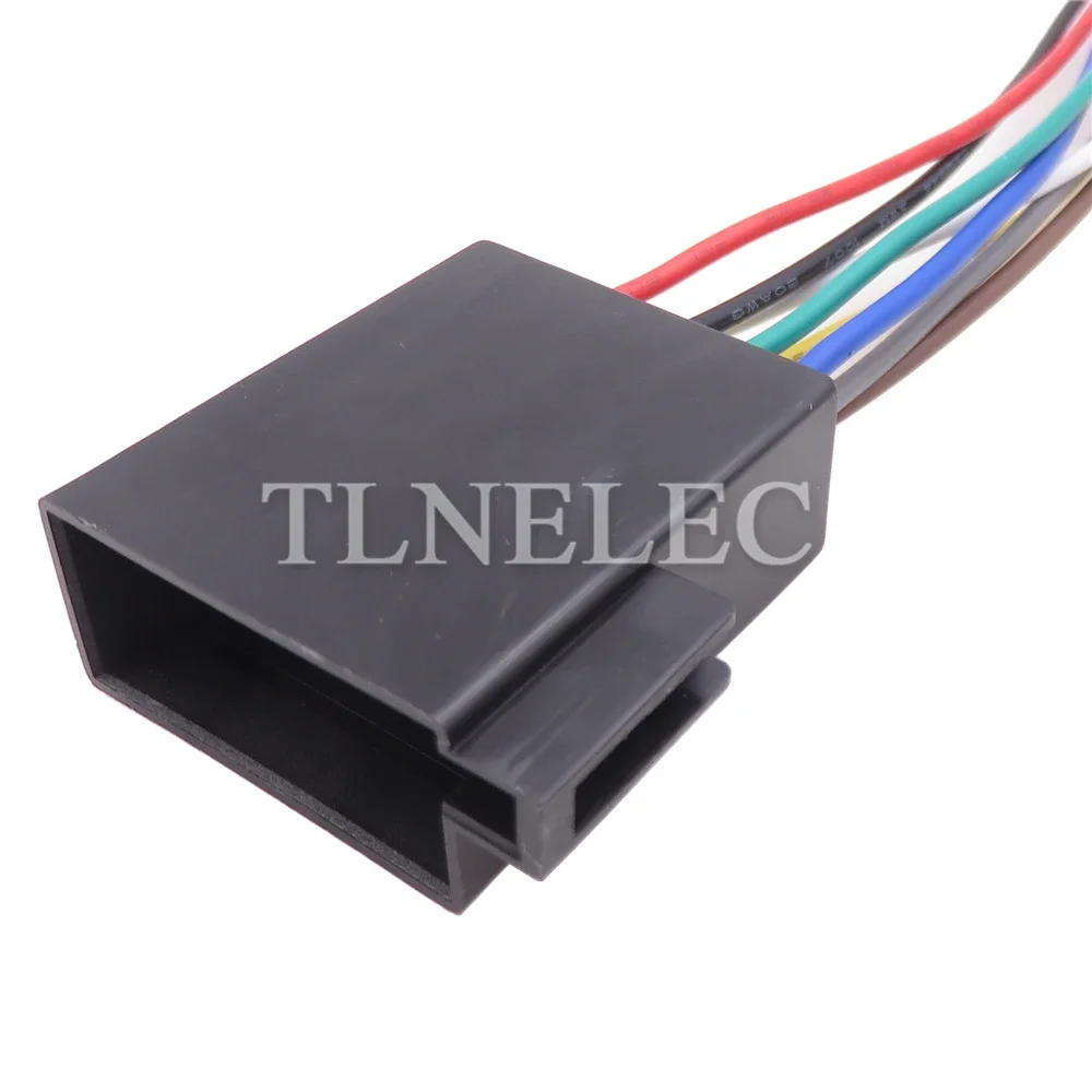 Presa audio non sigillata per automobile a 8 pin con fili Connettori per cablaggio per auto per VW 106455 -4 106455 -1 106455 -3