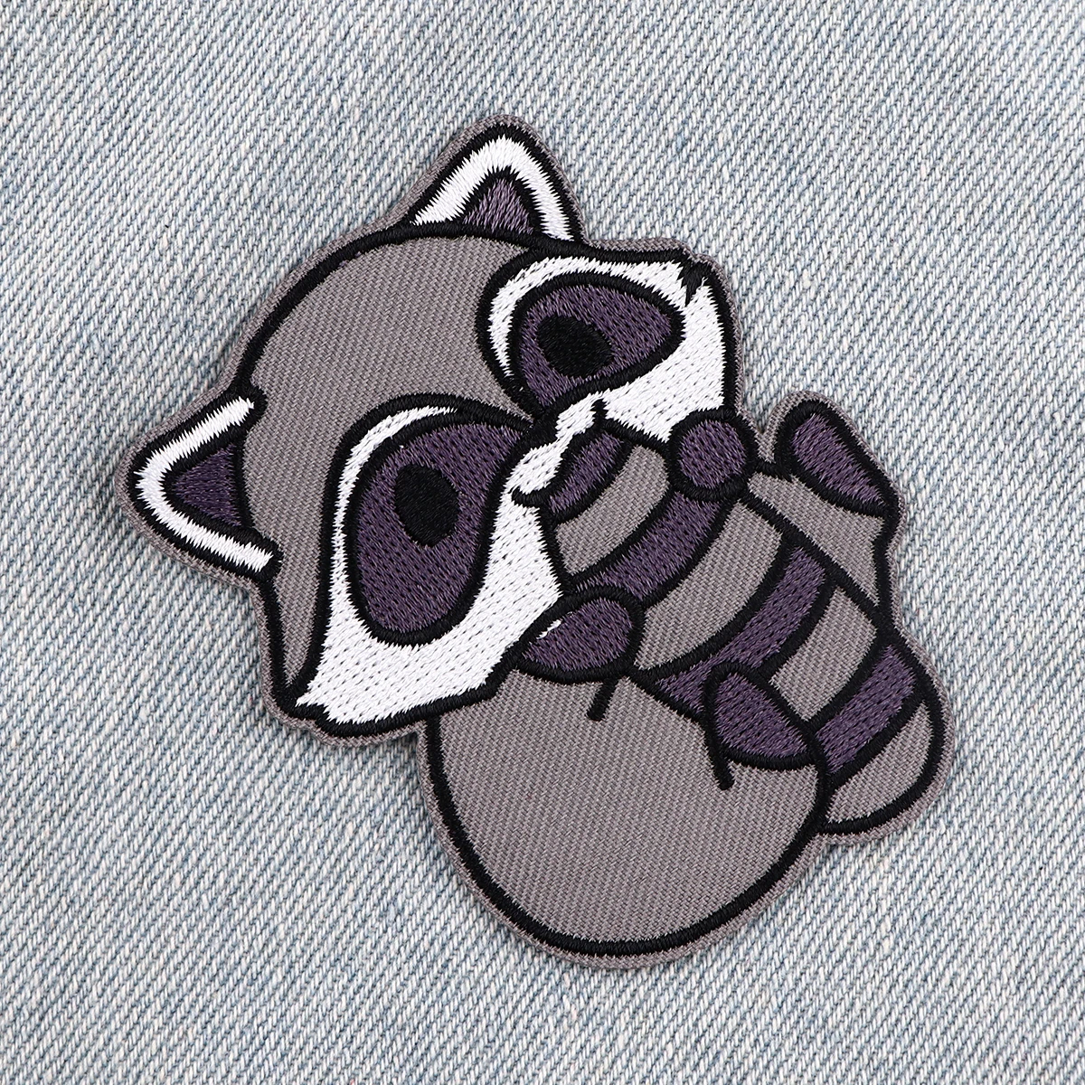 Lovely Raccoon Patch Iron On Patches For Clothing Stickers Embroidered Patches On Jackets DIY Clothes Stripes For Childrens