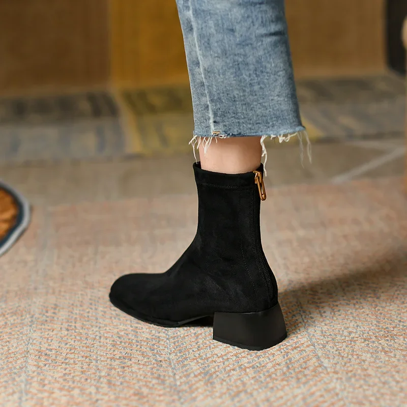 Roma botas femininas tornozelo rebanho nova moda e simples dedo do pé quadrado nicho francês bota casual salto quadrado sapatos femininos marrom