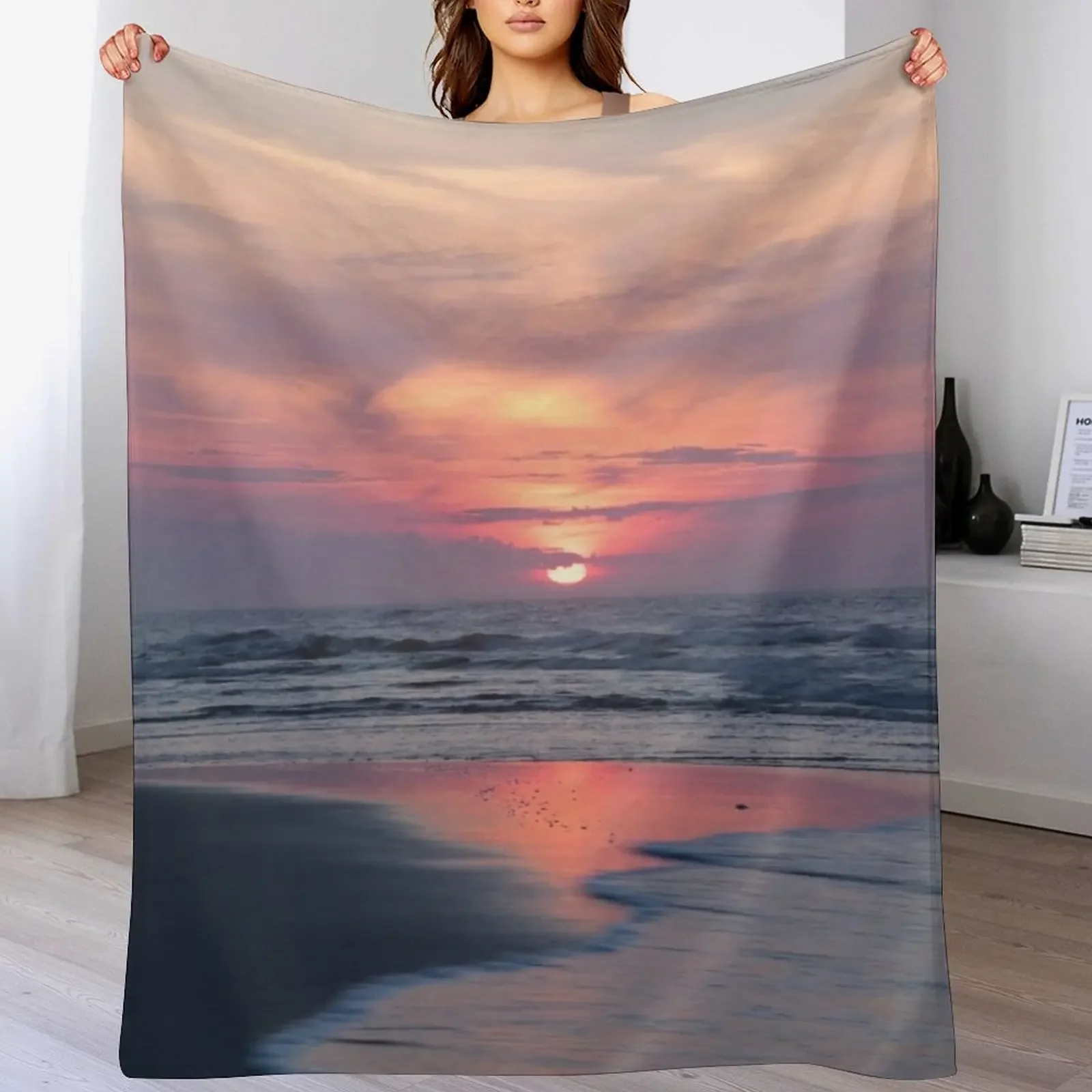 Lbi Sunrise Throw B… - image