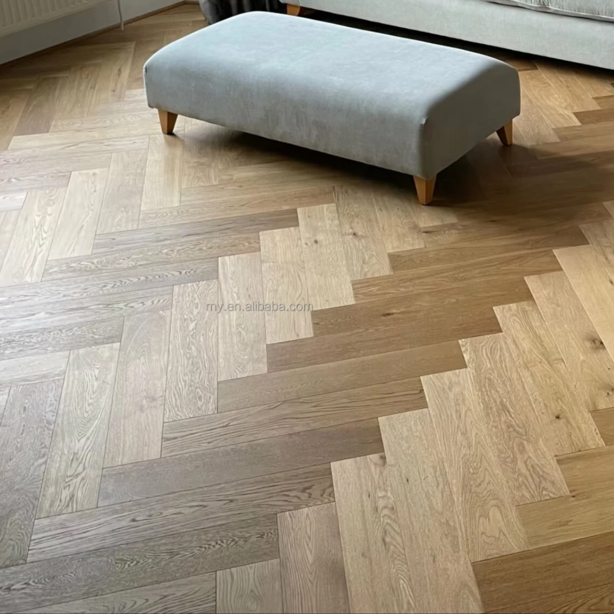 カスタマイズ版100%無垢材ヨーロピアンホワイトオークヘリンボーンエンジニアードウッドフロア