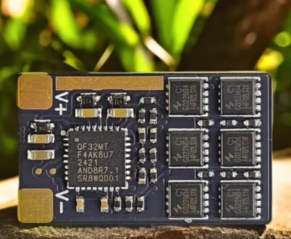 

FlyingRC Mini ESC 40A V1 with F4Wing Mini FC and BEC 32-bit monoblock ESC For FPV Drone Quadcopter Flight Controller RC Cars