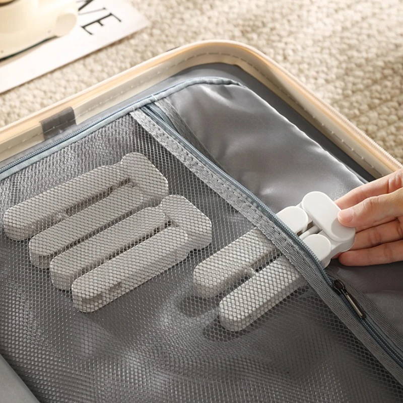 

Multi-functional Mini Size Foldable Clothes Hanger Non-Slip Space Saving Travel Hangers Portable Expanded Pant Clips for Home