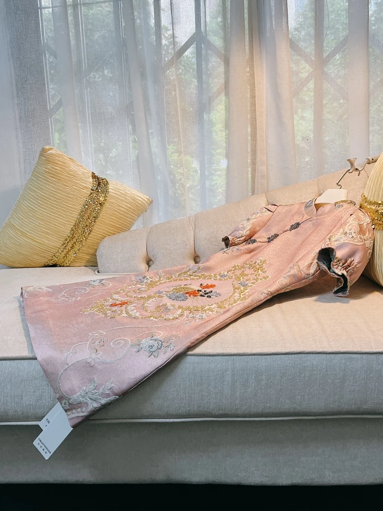 

Новое китайское вечернее платье класса люкс с вышивкой и бисером, улучшенная модель, розовое, летнее, А-силуэт, для элегантных дам