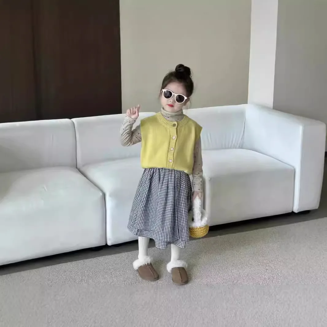 2024 Autumn New Style Children's Vest Girls' Sweater Solid Color Knitted Sweater Fashionable and Cute Top Kids Clothes