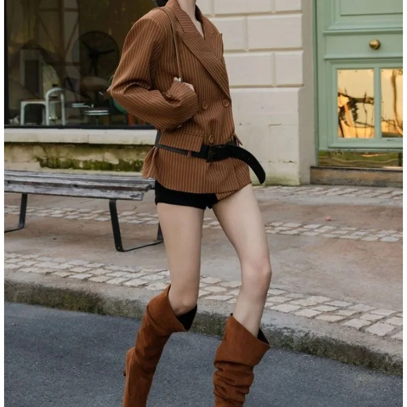 韓国風ストライプカジュアルスーツジャケット、ルーズフィット、ダブルブレスト、ウエスト（タイウエスト）、レトロ、通勤に適したトップス