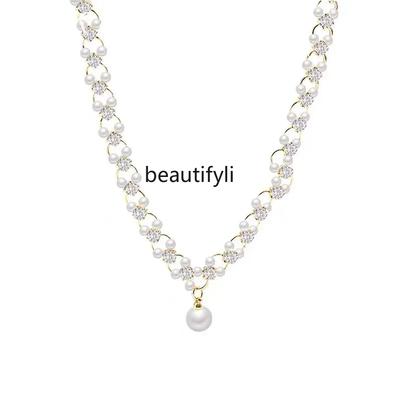 

Gypsy Pearl Pendant Necklace Women's Accessories Premium Clavicle Chain