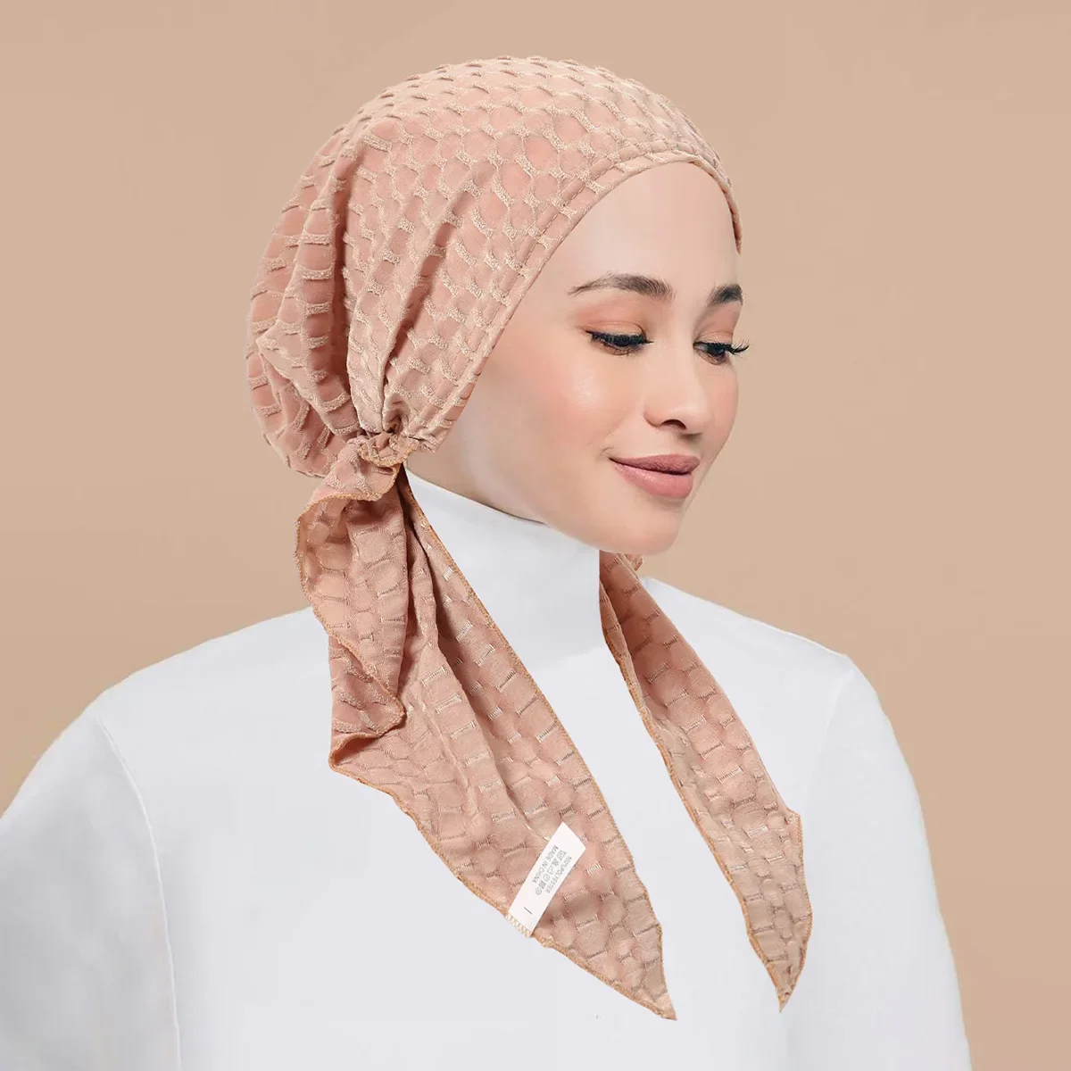 2025 Fashion Muslim Headscarf Hat Inner Hijab Chemo Caps Solid Color Turban for Women Bonnet India Headwrap Pre-Tied Headwear